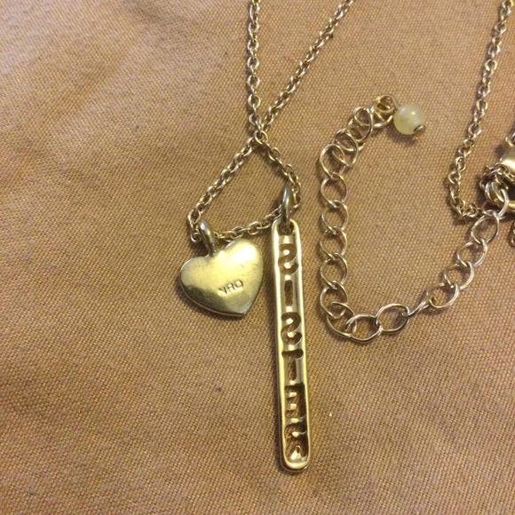Sister heart necklace - Picture 2 of 3